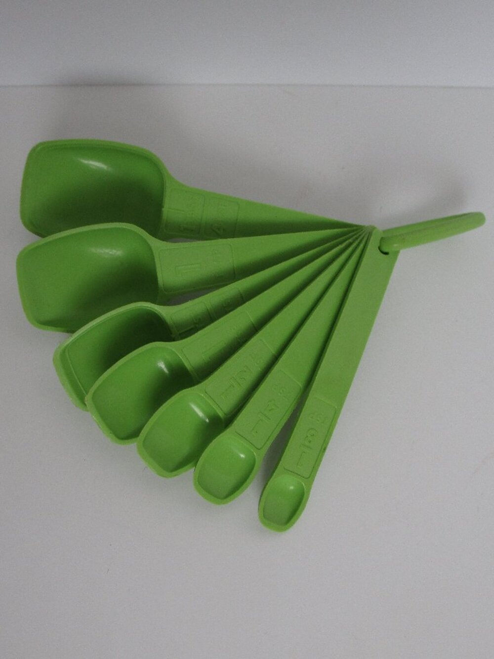 Tupperware measuring spoons - Picture 2 of 6